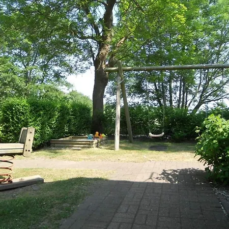 Leev Kind In Boldixum * Wyk auf Foehr