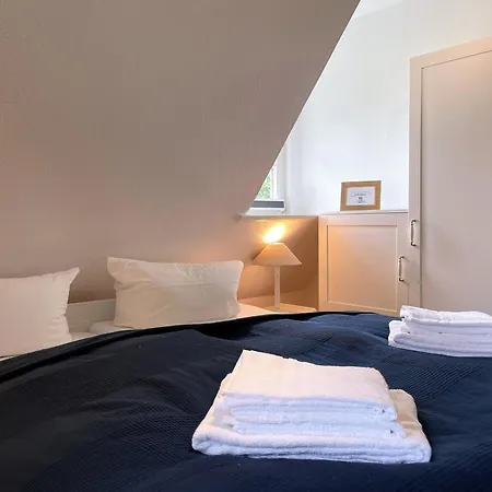 Leev Kind In Boldixum Wyk auf Foehr