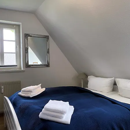 Leev Kind In Boldixum Wyk auf Foehr